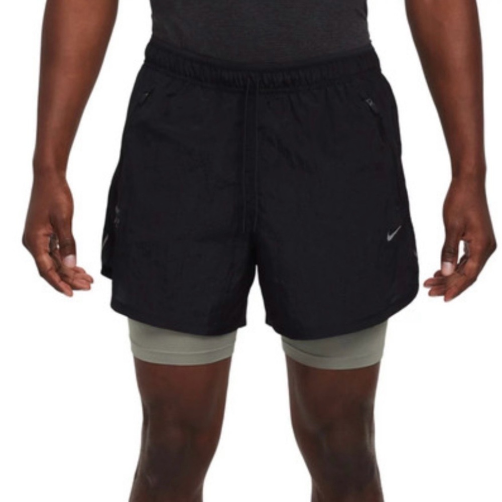✔️NWT✔️ NIKE Dri-Fit Stride 5"  Running Division Shorts